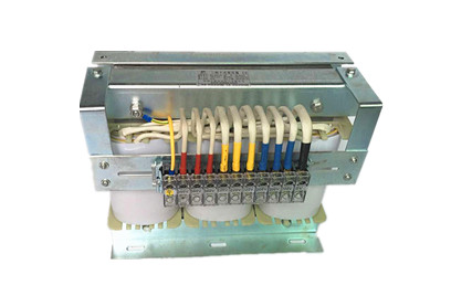 挑選深圳變壓器要從哪些方面入手